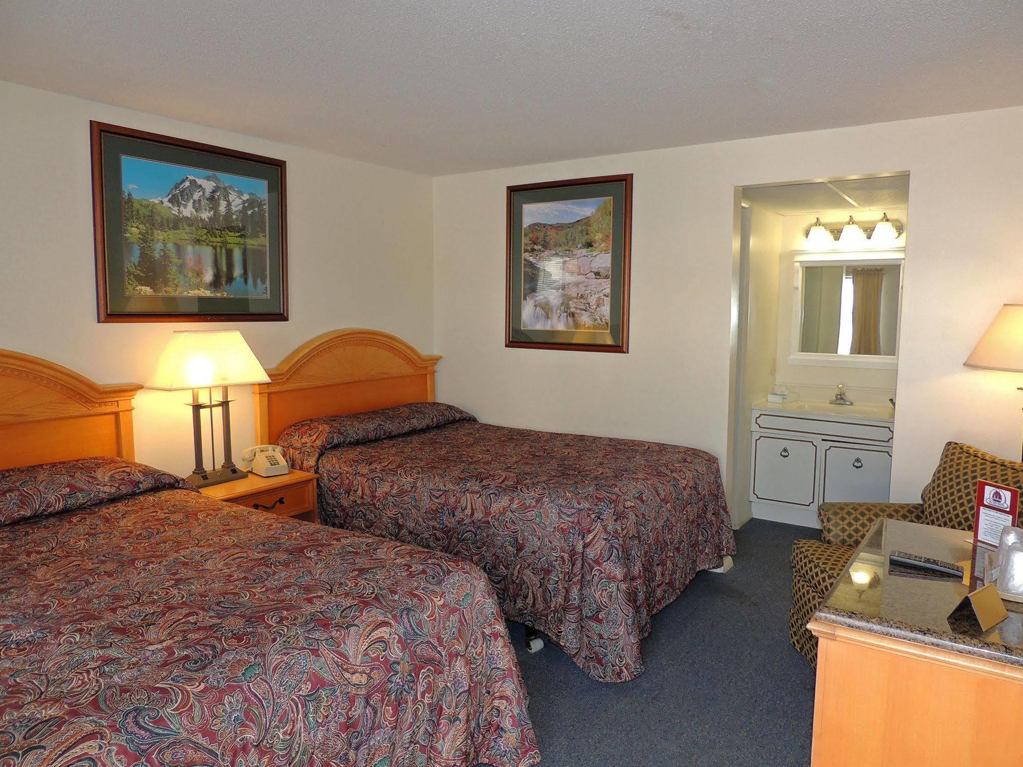 Motel The Ship 2*