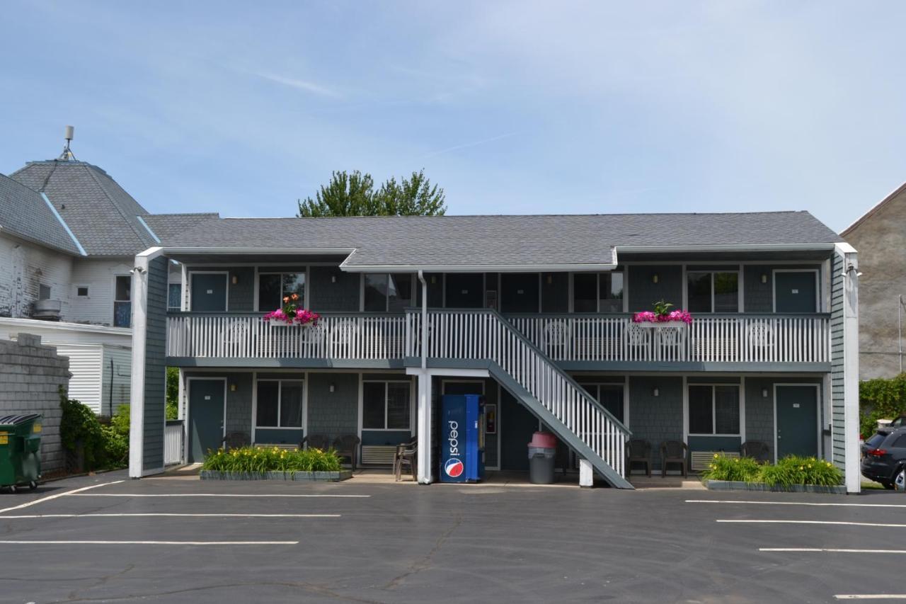 Motel The Ship